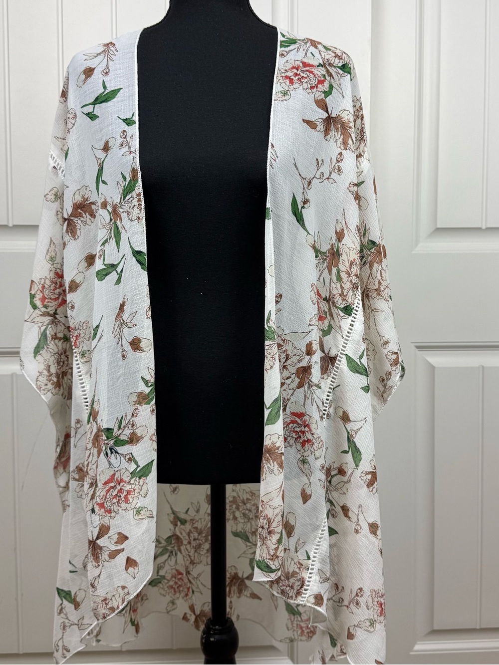 White Floral Sheer Beach Coverup OS Crocheted Trim Boho Hippie Festival